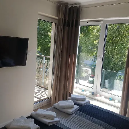 Baltyk Nadmorskie Tarasy Z Parkingiem