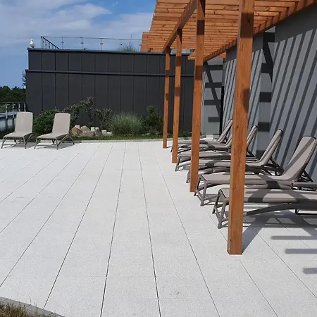 Baltyk Nadmorskie Tarasy Z Parkingiem