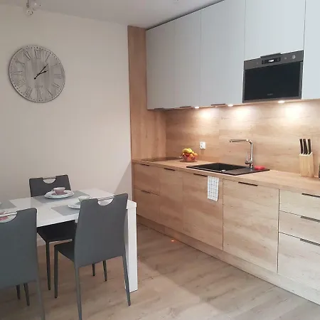 Baltyk Nadmorskie Tarasy Z Parkingiem Kołobrzeg