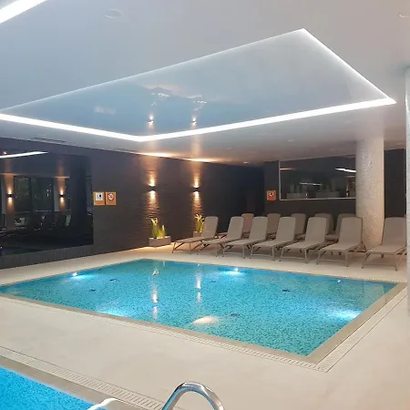 Baltyk Nadmorskie Tarasy Z Parkingiem