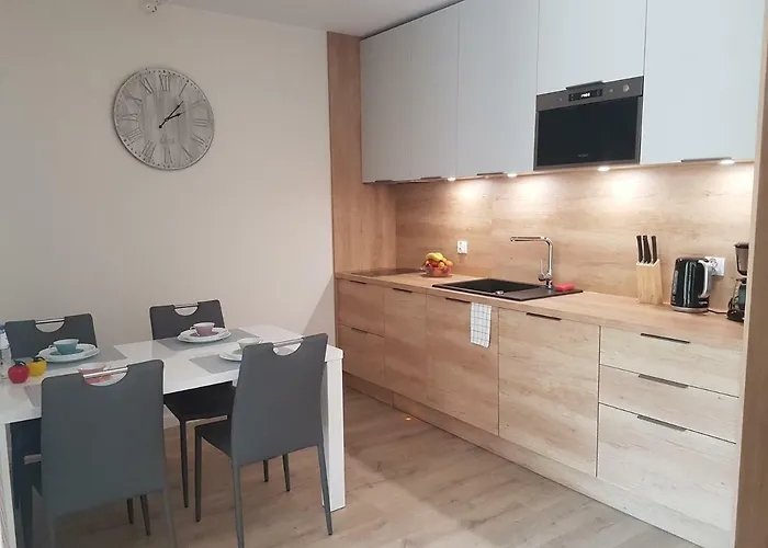 Baltyk Nadmorskie Tarasy Z Parkingiem Kolberg